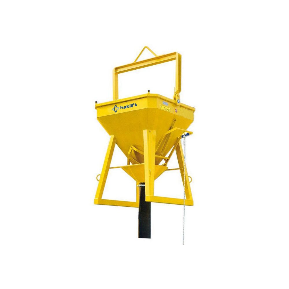 Concrete lifting buckets with rubber hose