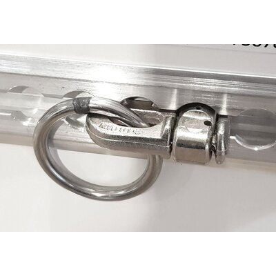 Единична скоба за самолети и камиони